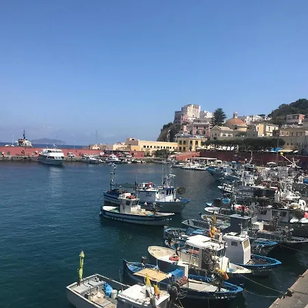 Il Rifugio Del Pescatore Affittacamere Ponza